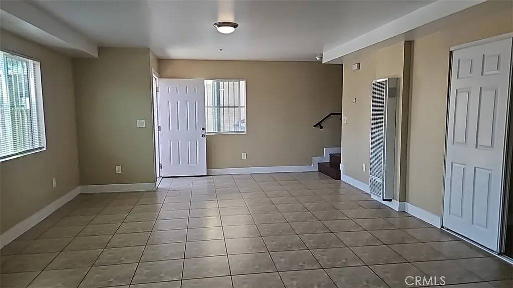 5 bed, 1765 sqft, $3,700 — Photo 4