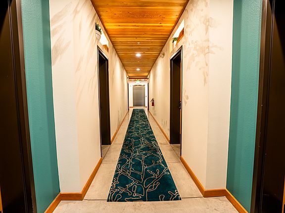 3rd image of 3775 SE Belmont St APT 306