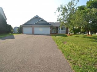 4106 Parkridge Dr, White Bear Township, MN 55110