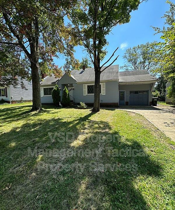 1st image of 130 Palmetto Ave