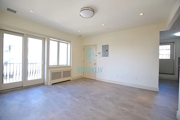 Rented by null | media 20