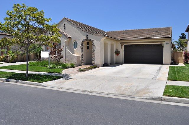 1st image of 2037 Mission Hills Dr