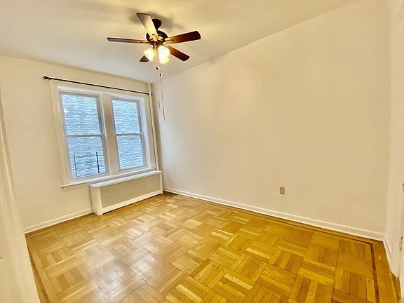 4th image of 549 41st St APT 1B