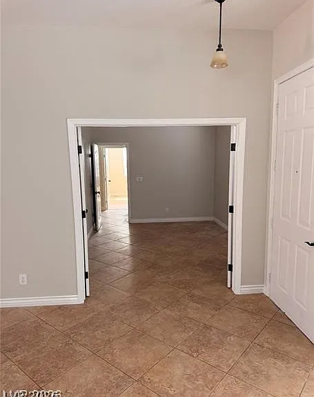 1404 Pullman Pointe Ct — Photo 6
