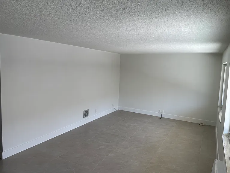 821 Silver Beach Rd #4 — Photo 11
