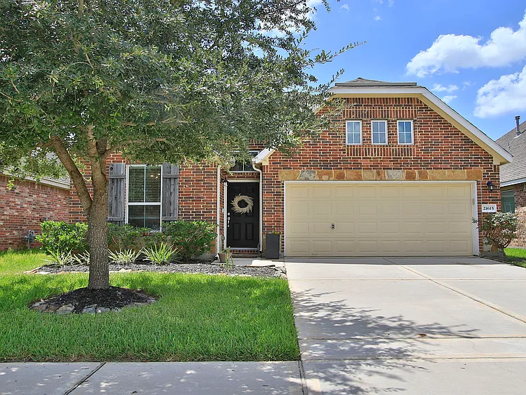 21615 Rainfall Park Dr — Photo 1