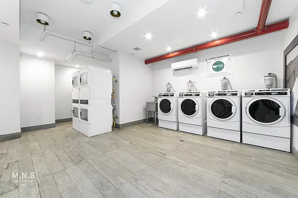 Rented by MNS | media 77