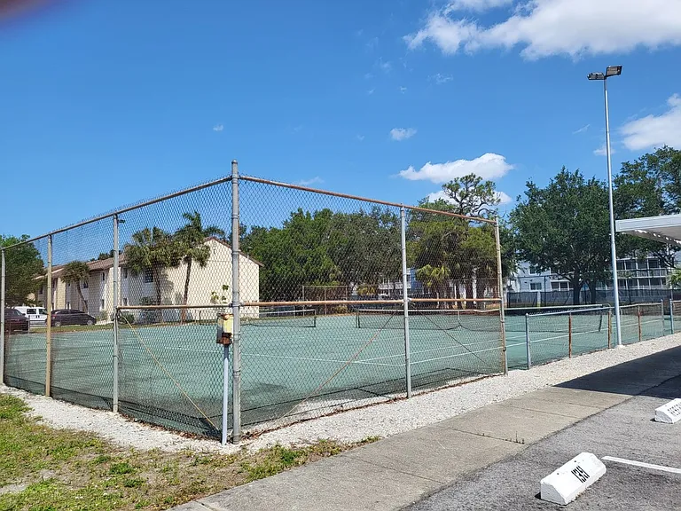 2721 Hidden Lake Blvd #C — Photo 18