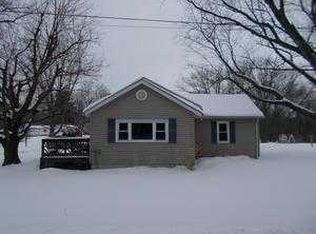 635 Whitney Rd, Conneaut, OH 44030