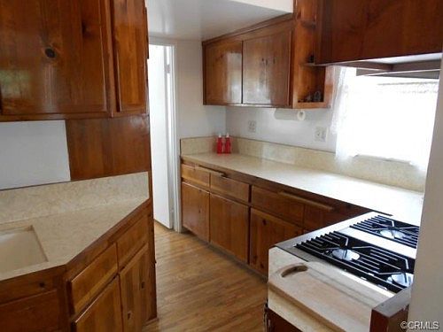 5th image of 2120 Andreo Ave