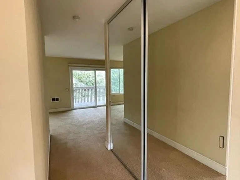 8503 Villa La Jolla Dr #C — Photo 7