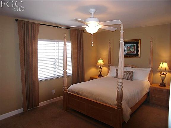 Large Bedroom 11x15 ... & Walk In Closet