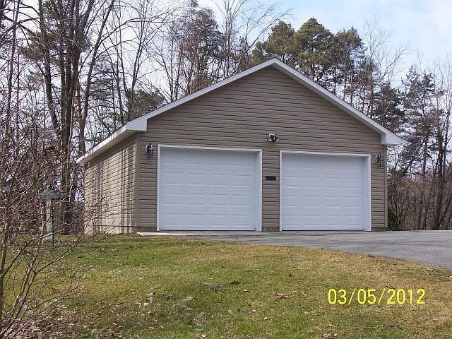 2nd image of 28920 Lake Creek Rd