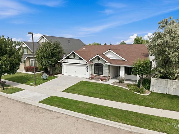 2nd image of 1778 Prairie View Way