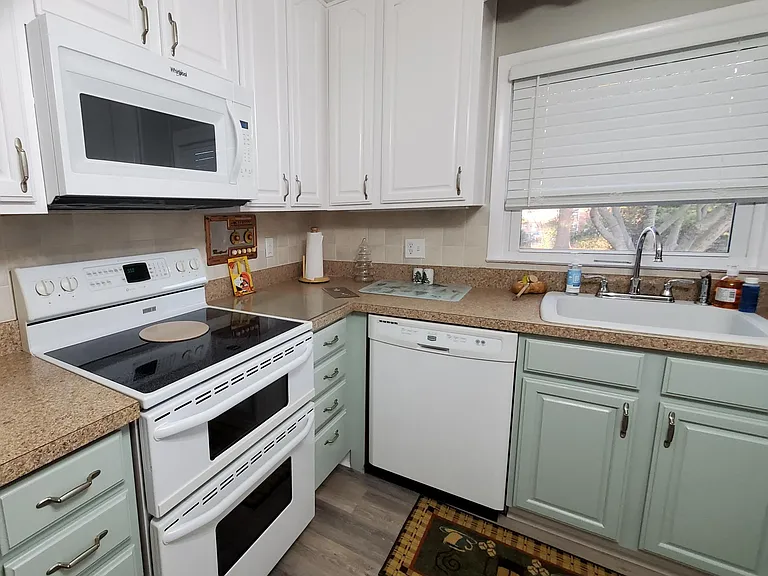 1650 Traveller Rd — Photo 16