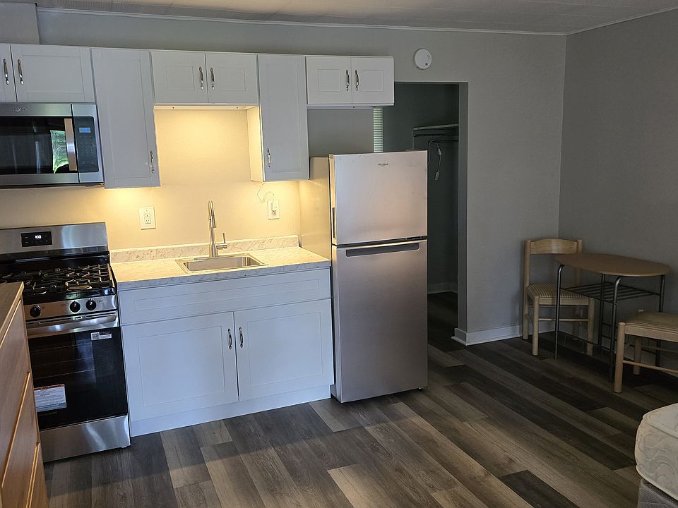 1st image of 432 E Pike Rd #3