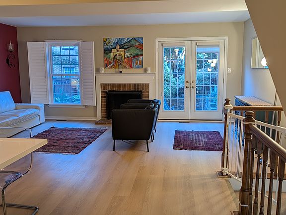 2nd image of 2612 S Arlington Mill Dr #2612C
