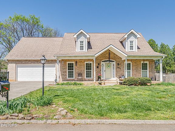 4th image of 7633 Windy Knoll Dr