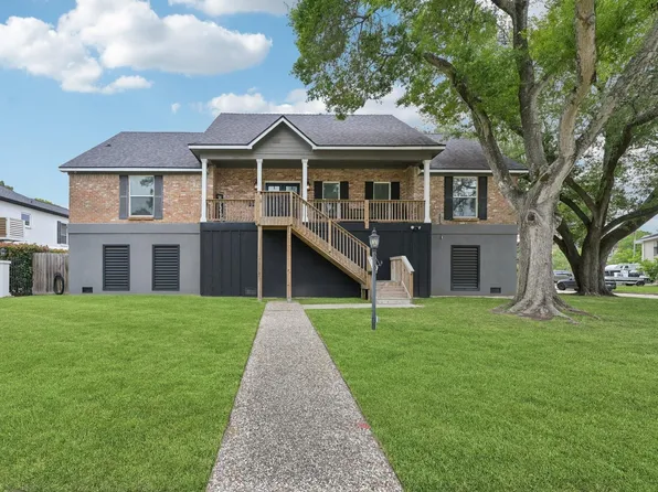 18611 Point Lookout Dr, Houston, TX 77058