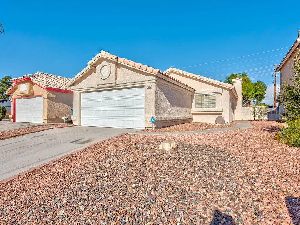 2022 Crowley Way