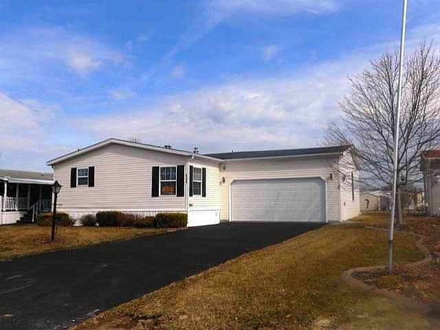 1st image of 6398 Roberts Dr #200