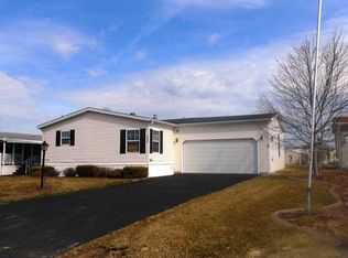 6398 Roberts Dr #200, Victor, NY 14564