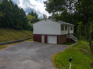 206 S 9th St, Mifflinburg, PA 17844