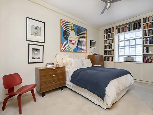 Sold by Sotheby's International Realty | media 13