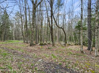 Stagecoach Rd, Becket, MA 01223