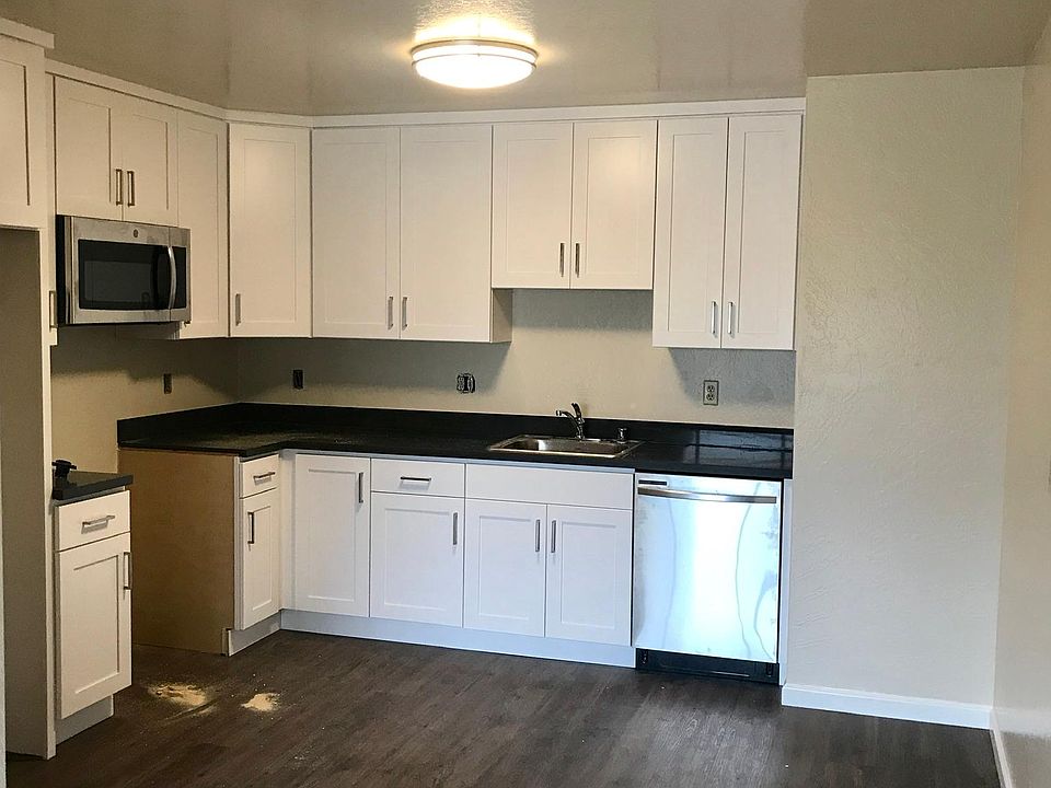 1st image of 1601 Lincoln Way #308