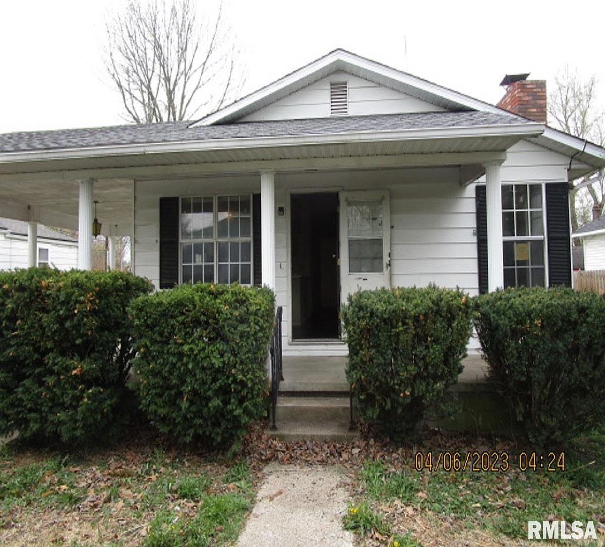 905 Madison St, Eldorado, IL 62930 Zillow