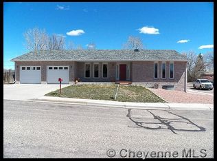6205 Moccasin Ave, Cheyenne, WY 82009
