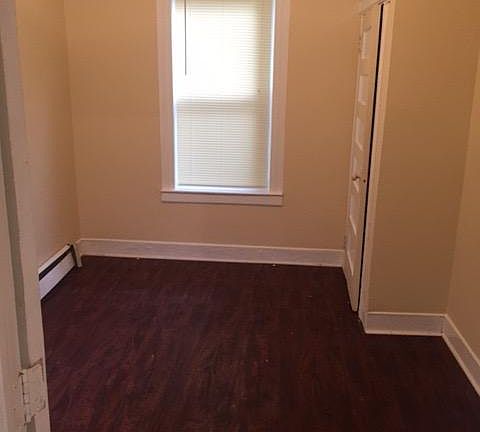 5th image of 265 Sherman Ave #3R