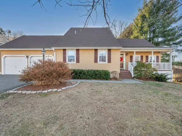 27 Farm Hill Road, Wallingford, CT 06492