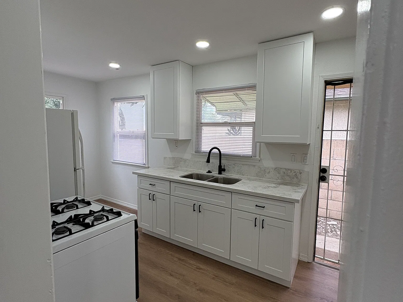 1 bed, 500 sqft, $2,150 — Photo 1