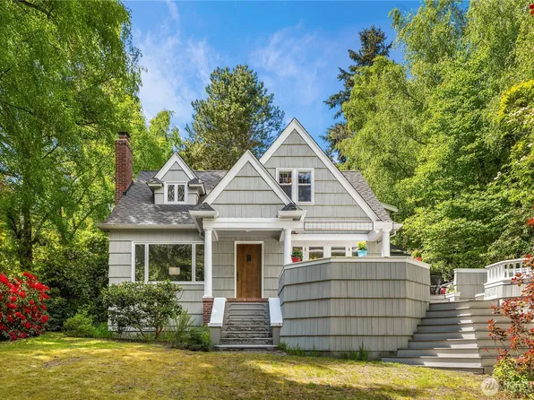 12513 42nd Avenue NE, Seattle, WA 98125