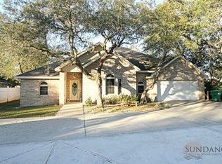 100 Point Comfort Rd, Mary Esther, FL 32569