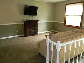 3rd image of 153 McDonald Dr