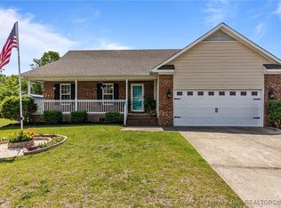 152 Fallingleaf Dr, Raeford, NC 28376