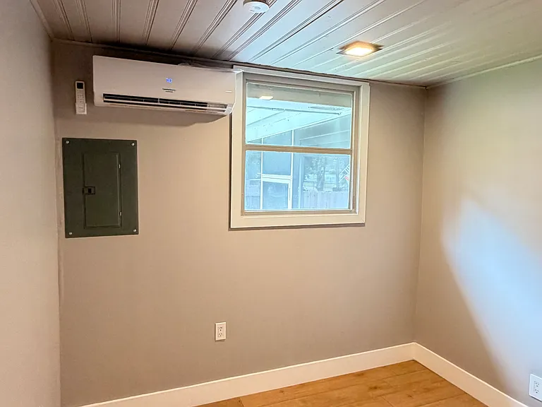 5331 Vanderlin St — Photo 8