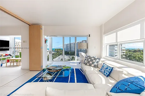 590 Ocean Dr #7C Photo 1