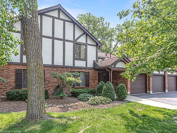 3rd image of 11111 Cottonwood Dr #2C