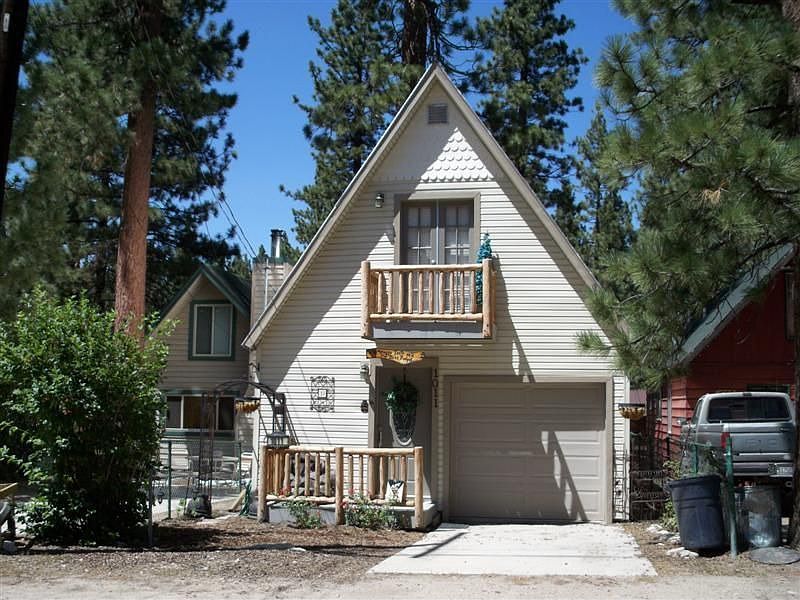 1st image of 1011 W Rainbow Blvd