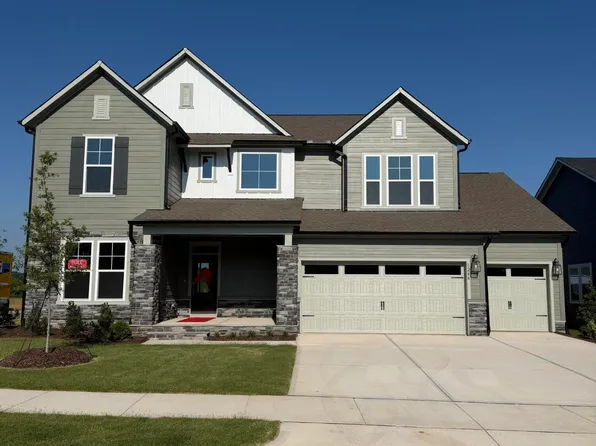 1244 Serenity Walk Pkwy, Fuquay Varina, NC 27526