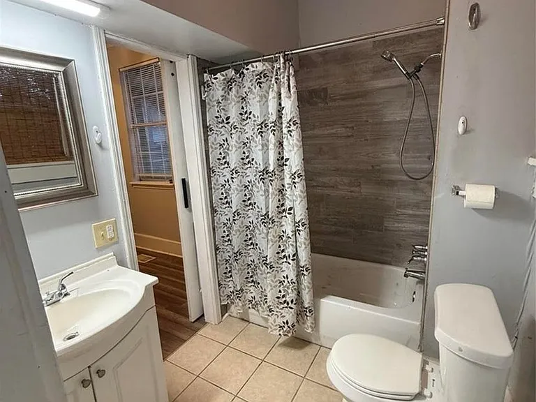 1528 Magnolia Ave — Photo 10