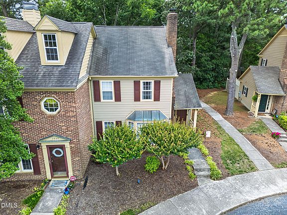 2nd image of 2941 Faversham Pl