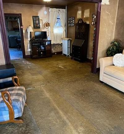 5th image of 621 4th St
