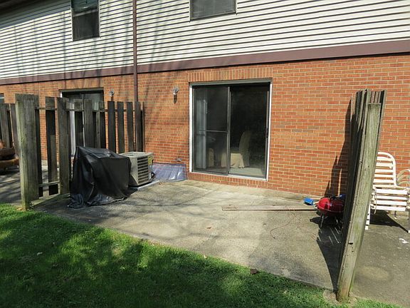 3rd image of 2259 Hughey Square Ct
