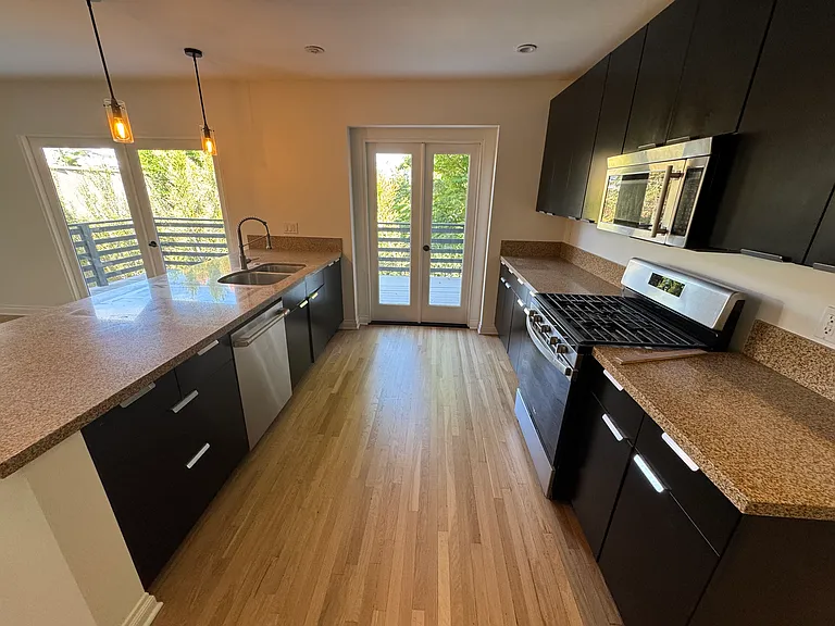 1222 S Orange Dr #1222 — Photo 4