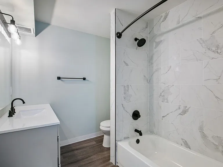 La Ronja Apartments — Photo 15